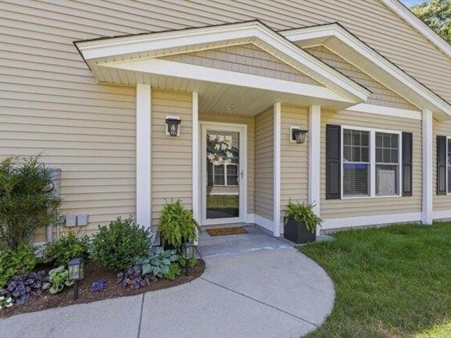 condo with 2 bedroom, Uxbridge MA ES105417709