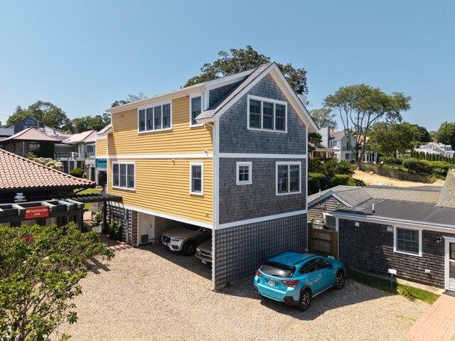 condo with 2 bedroom, Vineyard Haven MA ES105653094