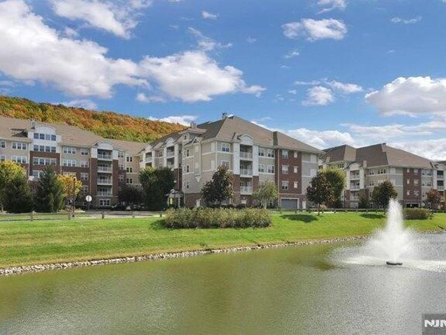 condo with 2 bedroom, Wanaque NJ ES105278625