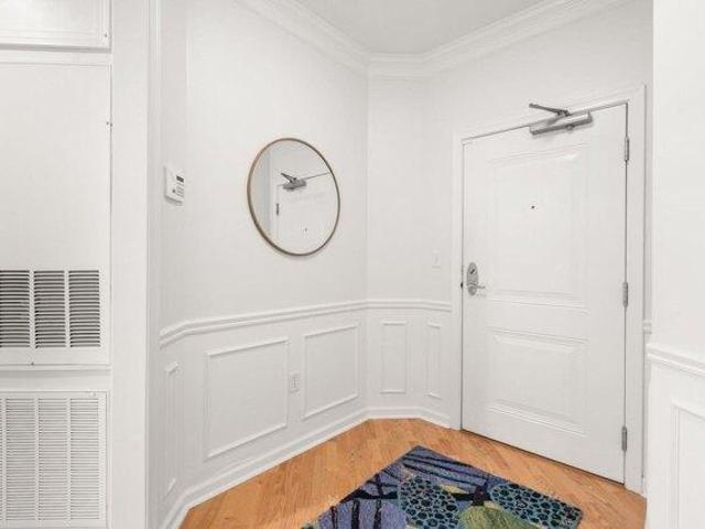 condo with 2 bedroom, Waltham MA ES105404089