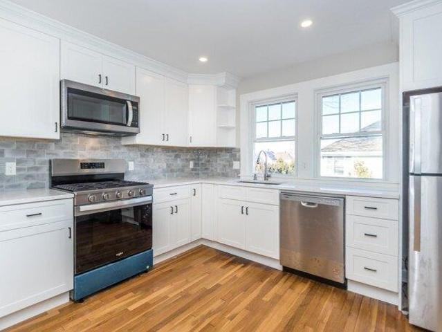 condo with 2 bedroom, Waltham MA ES105473913