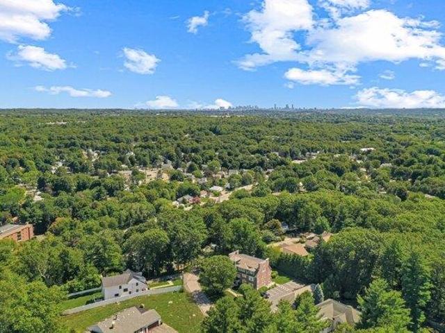 condo with 2 bedroom, Waltham MA ES105537177