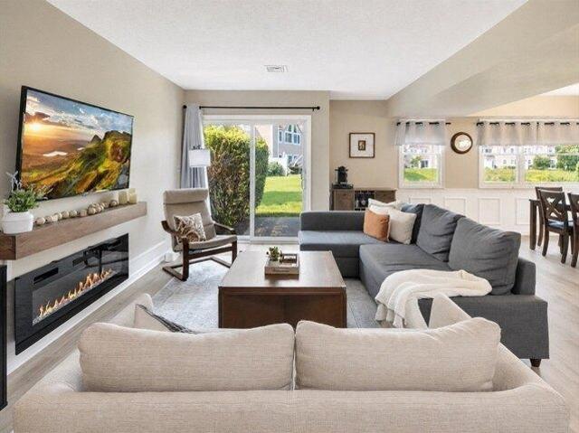 condo with 2 bedroom, Walpole MA ES105384716