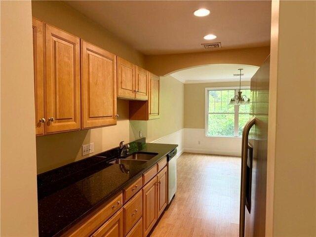 condo with 2 bedroom, Warwick RI ES104810883