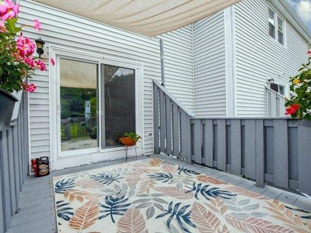 condo with 2 bedroom, Wareham MA ES105402469