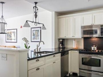 condo with 2 bedroom, Warren VT ES103432534