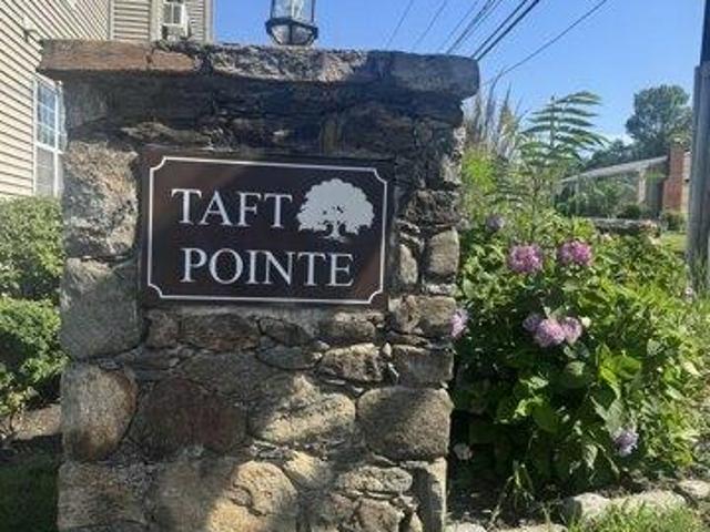 condo with 2 bedroom, Waterbury CT ES105427806