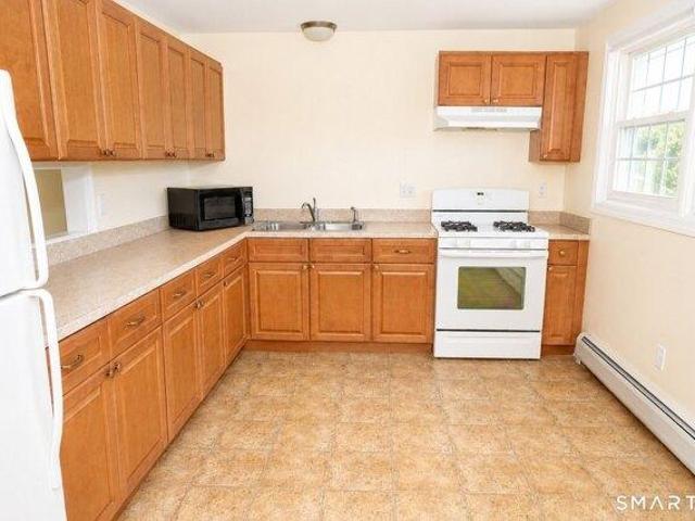 condo with 2 bedroom, Watertown CT ES105414476