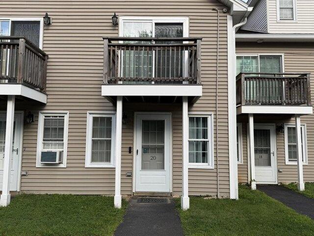 condo with 2 bedroom, Waterville ME ES105535502