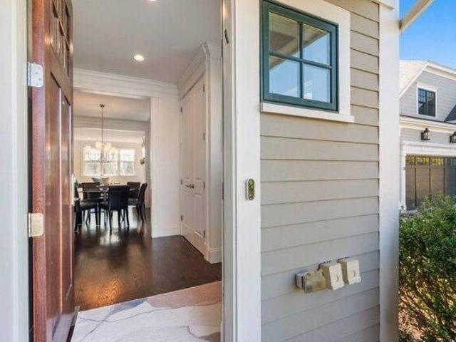 condo with 2 bedroom, Wayland MA ES105532211