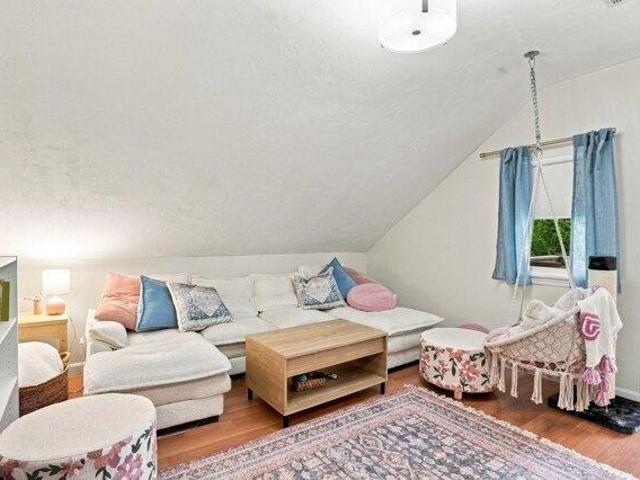 condo with 2 bedroom, Webster MA ES105442381