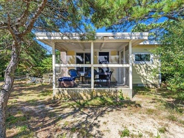 condo with 2 bedroom, Wellfleet MA ES105386857