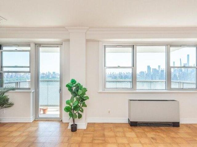 condo with 2 bedroom, West New York NJ ES105678968