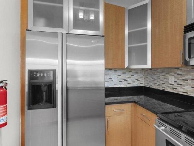 condo with 2 bedroom, West New York NJ ES106086436