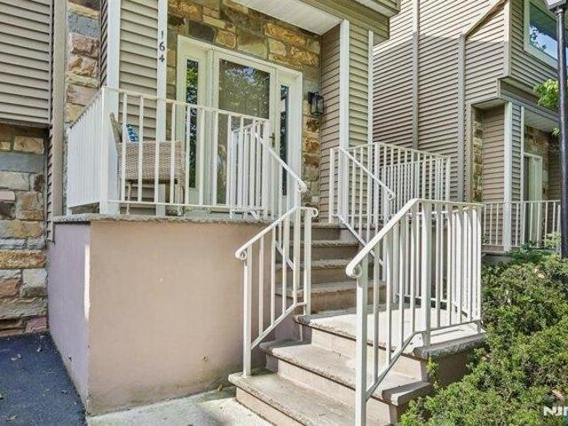 condo with 2 bedroom, West Orange NJ ES105315544