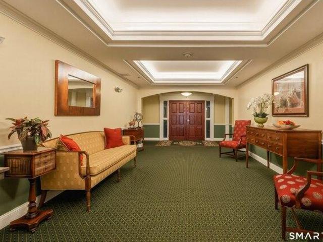 condo with 2 bedroom, West Hartford CT ES105535757