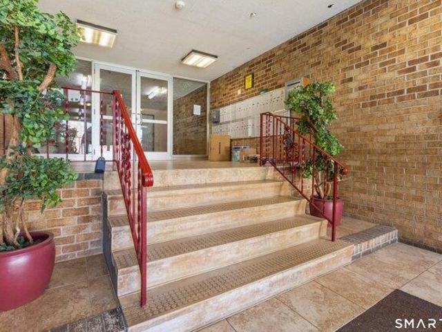 condo with 2 bedroom, West Haven CT ES105438356
