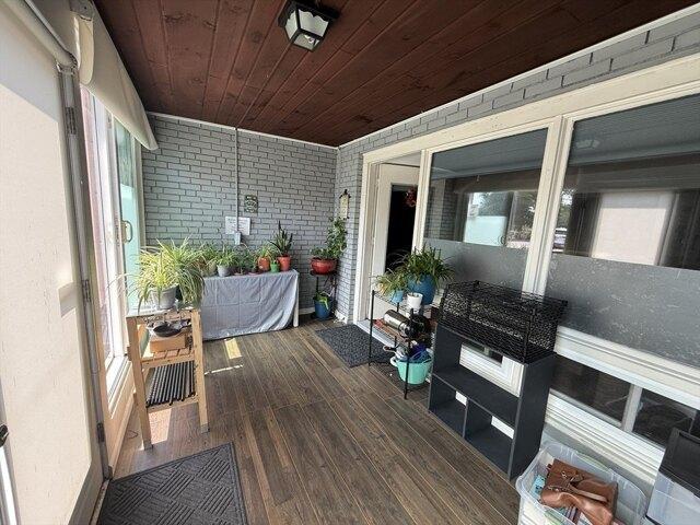 condo with 2 bedroom, West Springfield MA ES105278443
