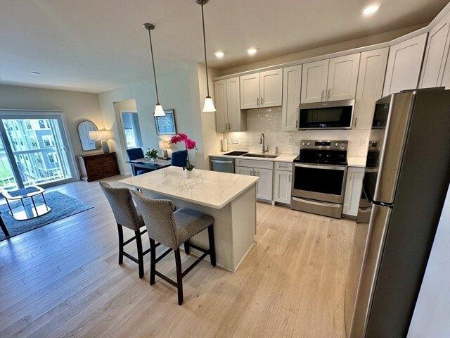 condo with 2 bedroom, Westborough MA ES104809663