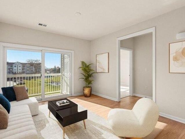 condo with 2 bedroom, Westborough MA ES105274903