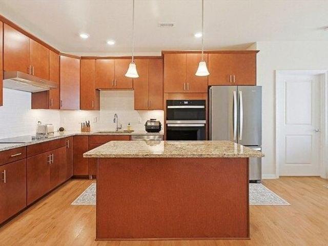 condo with 2 bedroom, Westborough MA ES105275678