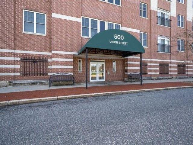 condo with 2 bedroom, Westborough MA ES105366196