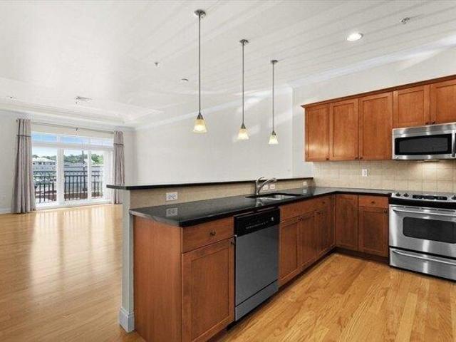 condo with 2 bedroom, Westborough MA ES105385357