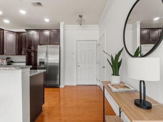 condo with 2 bedroom, Westborough MA ES105387536