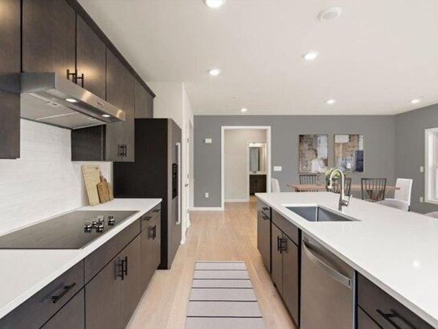 condo with 2 bedroom, Westborough MA ES105402972