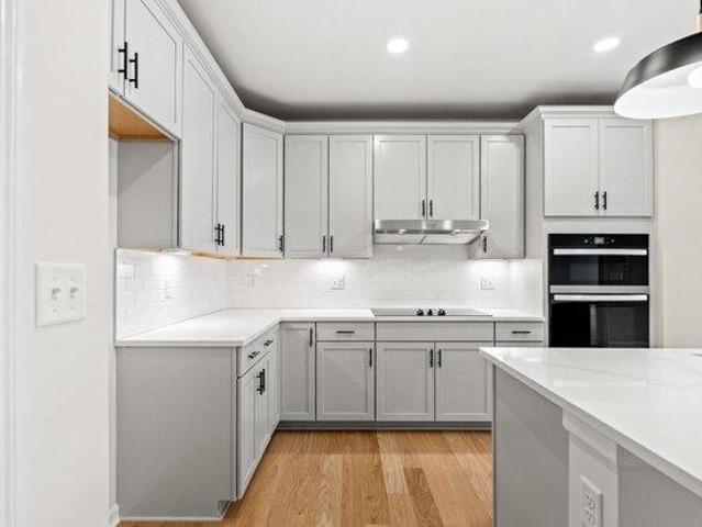condo with 2 bedroom, Westborough MA ES105424622