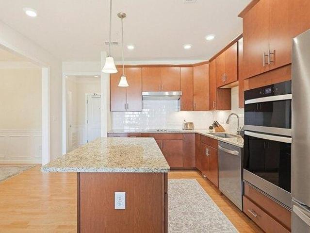 condo with 2 bedroom, Westborough MA ES105561441