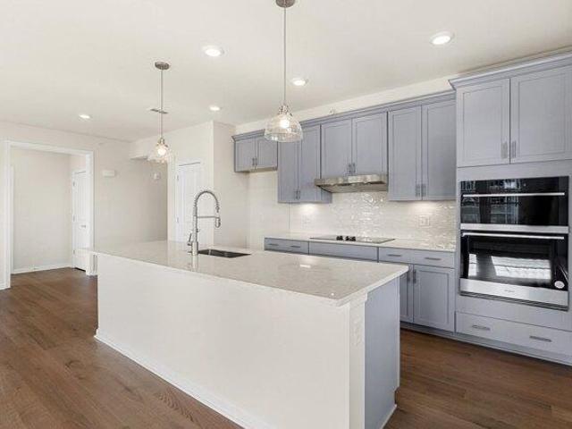 condo with 2 bedroom, Westborough MA ES105573847
