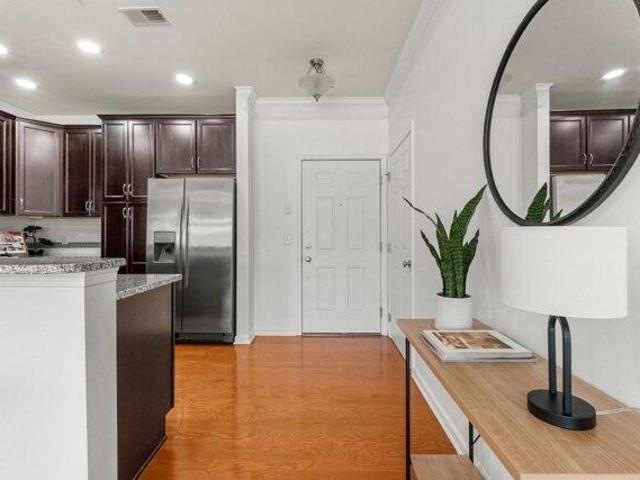 condo with 2 bedroom, Westborough MA ES105515210