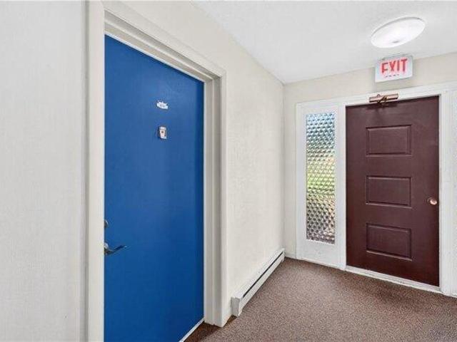 condo with 2 bedroom, Westerly RI ES105650188