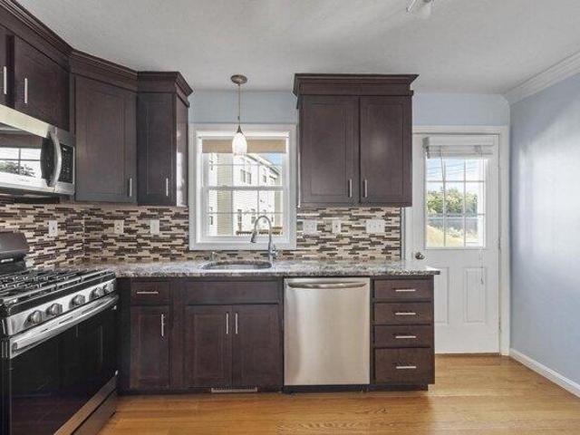 condo with 2 bedroom, Westford MA ES105477893