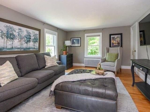 condo with 2 bedroom, Westwood MA ES104076972
