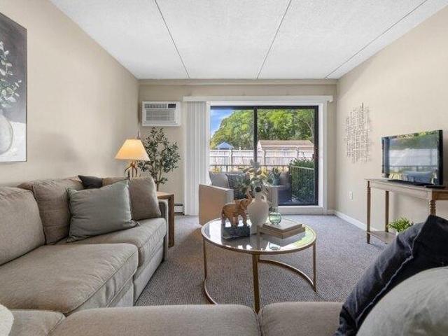 condo with 2 bedroom, Weymouth MA ES105422744