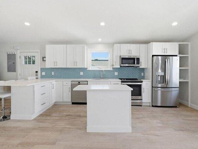 condo with 2 bedroom, Winthrop MA ES105402658