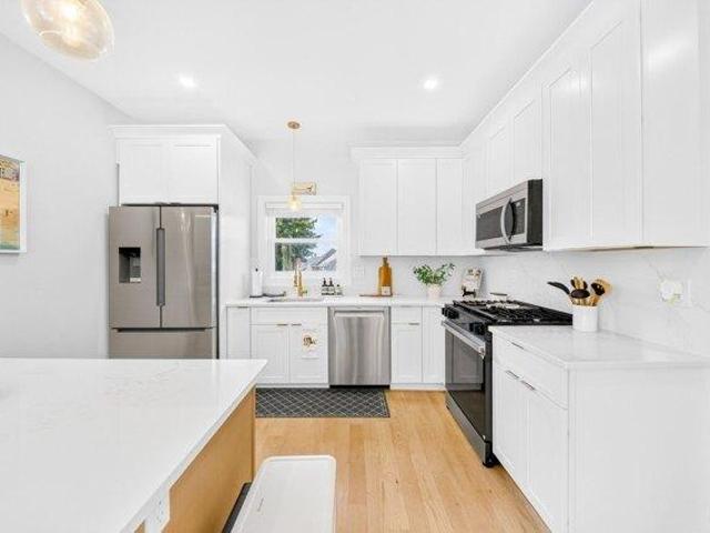 condo with 2 bedroom, Winthrop MA ES105590229
