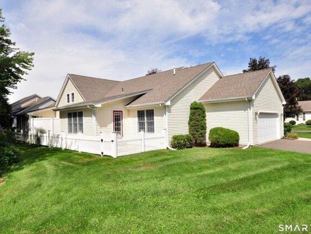 condo with 2 bedroom, Windsor CT ES105419116