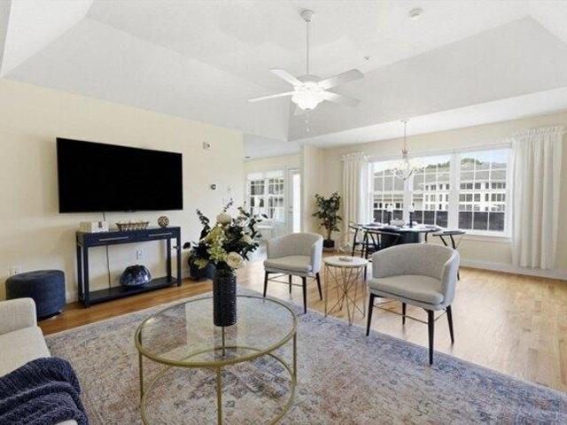 condo with 2 bedroom, Wilbraham MA ES105386277