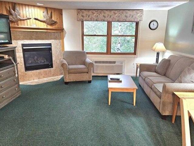 condo with 2 bedroom, Woodstock NH ES104715623
