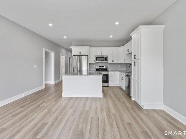 condo with 2 bedroom, Wolcott CT ES105494964