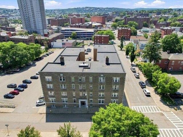 condo with 2 bedroom, Worcester MA ES105401816