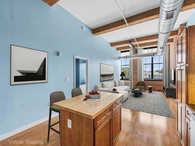 condo with 2 bedroom, Worcester MA ES105402093