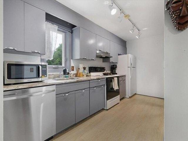 condo with 2 bedroom, Worcester MA ES105368717