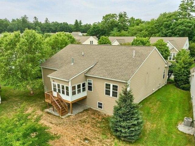 condo with 2 bedroom, Acton MA ES105402864