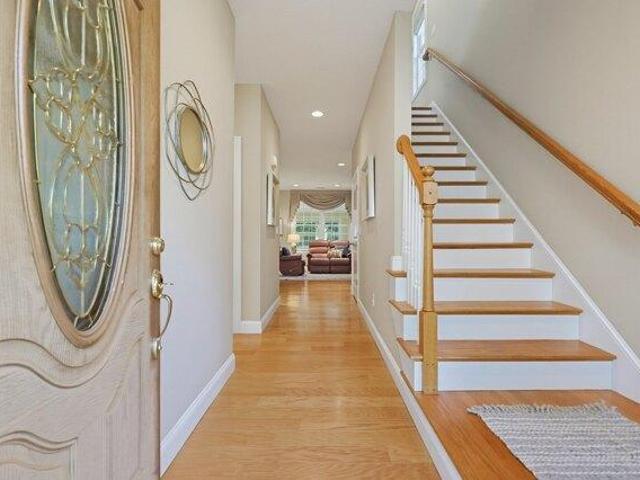 condo with 2 bedroom, Acton MA ES105415510
