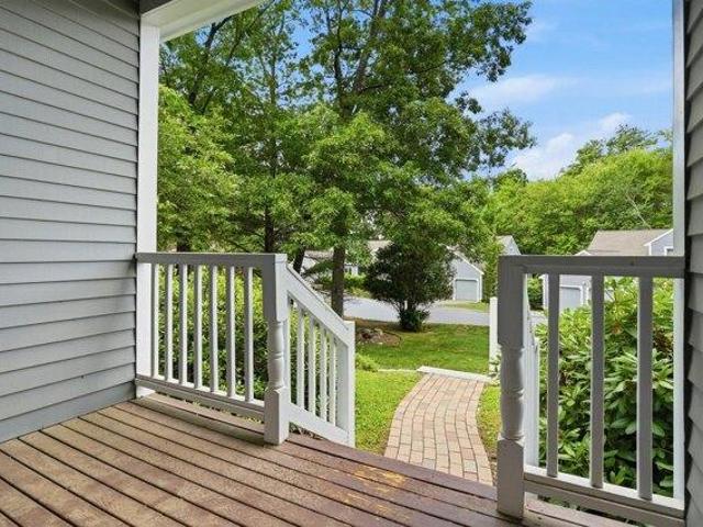 condo with 2 bedroom, Acton MA ES105423020