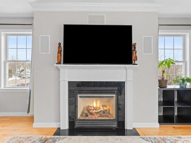 condo with 2 bedroom, Abington MA ES105557737